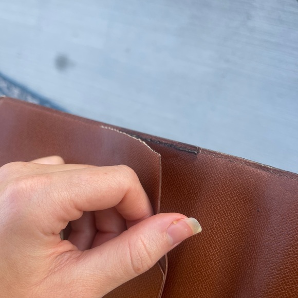 BIG Louis Vuitton Desk Agenda Cover - Picture 13 of 16